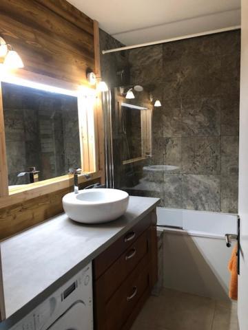 Le Champas Centre Station Lit Queen Size Enchastrayes Ngoại thất bức ảnh